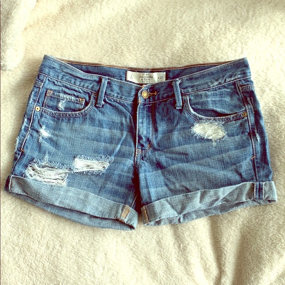 Abercrombie & Fitch denim shorts (size 4/W27) - Picture 1 of 2